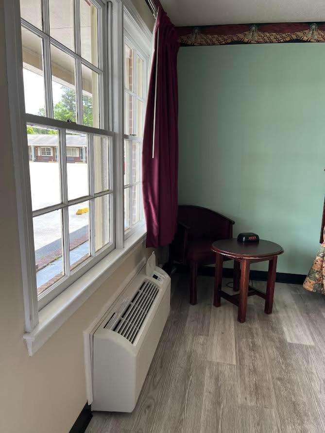 Yorktown Motor Lodge Ngoại thất bức ảnh